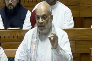 On-the-Waqf-Amendment-Bill-2025-Amit-Shah-counted-the-properties-confiscated-by-the-Waqf-Board-blamed-the-opposition