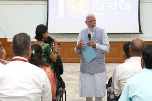 PM-Modi-spoke-to-the-beneficiaries-of-Mudra-Yojana-and-said-dreams-have-turned-into-reality
