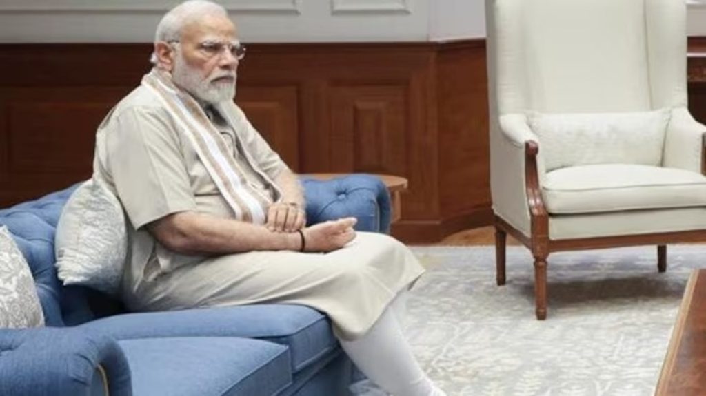 मंदिर में दीवार गिरने से 8 श्रद्धालुओं की मौत; शोक जताते हुए पीएम मोदी ने किया मुआवजे का ऐलान!