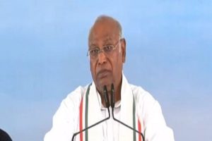 Pahalgam-terror-attack-is-a-sad-incident-we-are-with-the-government-Mallikarjun-Kharge
