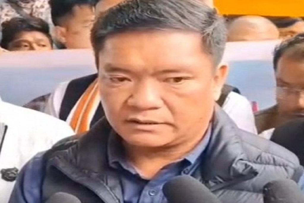 पाकिस्तान देता है आतंकवादियों को पनाह – अरुणाचल के सीएम!