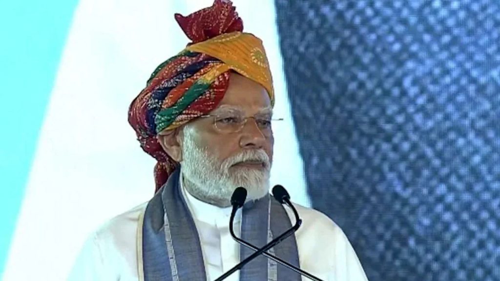 “वक़्फ़ पर ईमानदारी से काम होता तो मुसलमानों को साइकल के पंचर बनाने की जरूरत नहीं होती।”