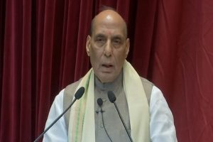 Rajnath-Singh-paid-tribute-to-martyred-soldiers-in-Coonoor-congratulated-young-officers