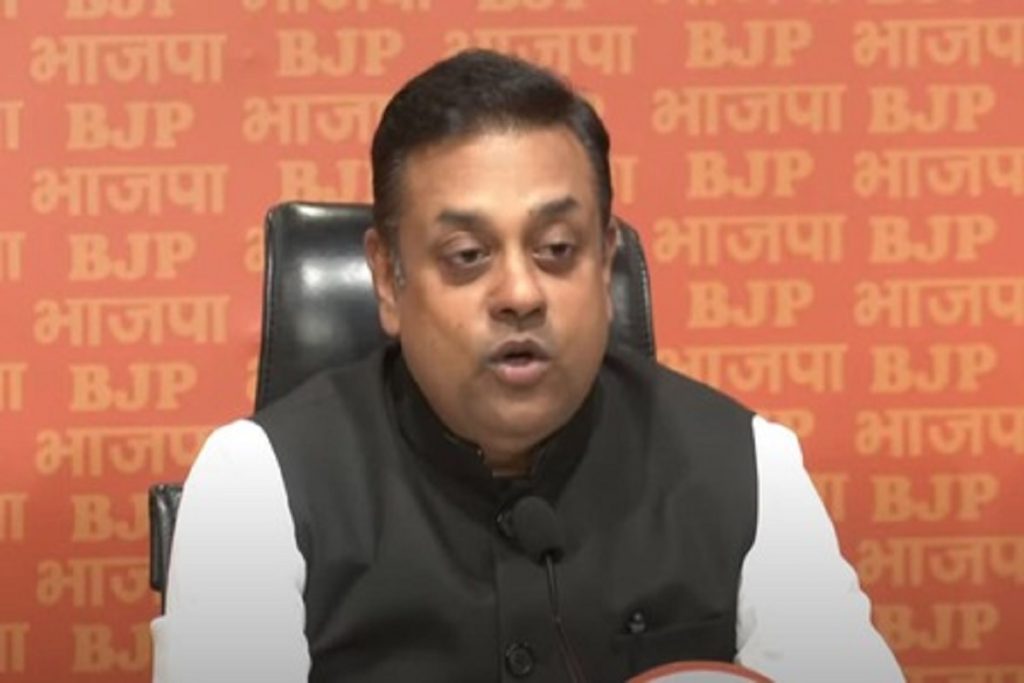 राहुल ने अमेरिका में किया भारत का अपमान, कानून से नहीं बचेंगे – पात्रा!