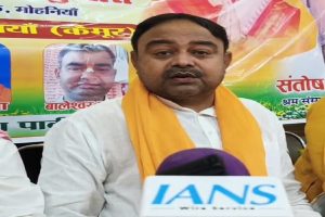 Tejashwi-has-no-moral-right-to-speak-on-corruption-and-crime-Santosh-Singh