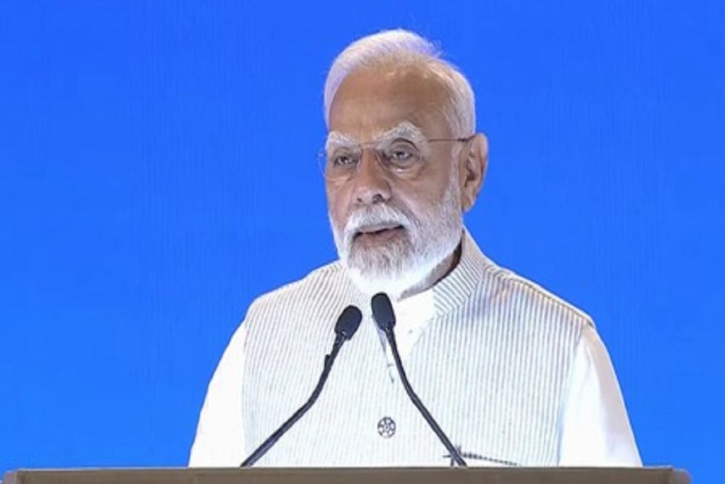 पीएम मोदी: 21वीं सदी के अनुसार शिक्षा प्रणाली हो रही आधुनिक!
