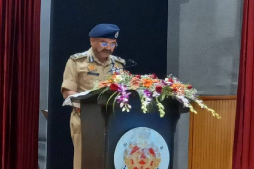 UP: पुलिस महानिदेशक का चौकाने वाला बयान ‘प्रदेश में नहीं बचा कोई बड़ा माफिया’!