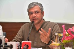 make-in-india-global-expansion-apple-to-assemble-iphones-in-india-for-us