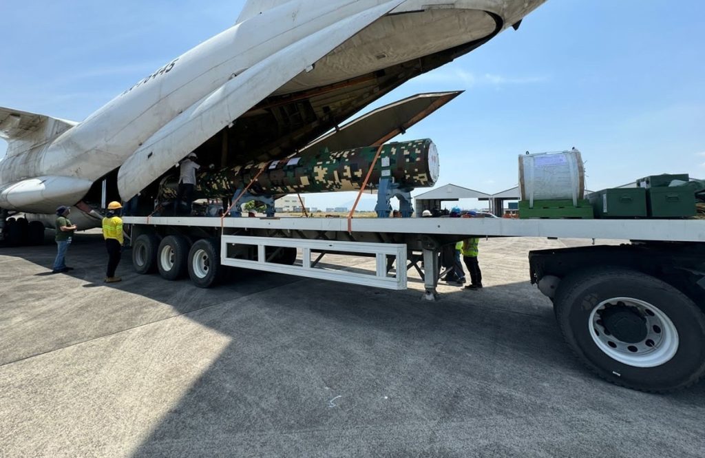 ब्रह्मोस मिसाइल की दूसरी खेप फिलीपींस में दाखिल, रक्षा निर्यात में शक्तिशाली बन रहा है भारत !