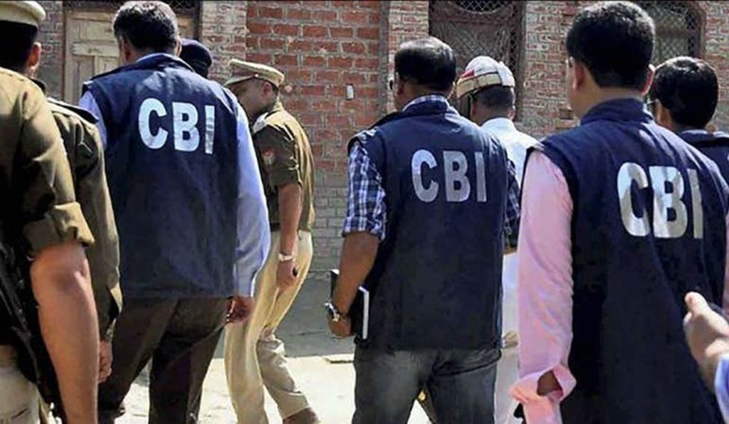 नेता के घर सीबीआई रेड के बाद सोशल मीडिया पर उतरी आम आदमी पार्टी, भाजपा पर हमला !