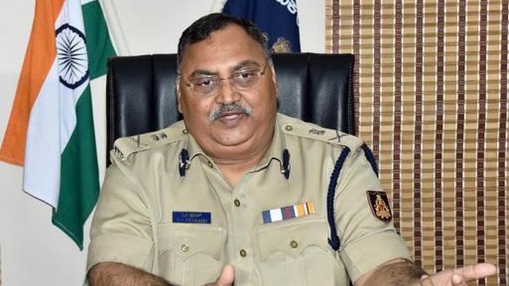 कर्नाटक के पूर्व DGP की चौंकाने वाली हत्या; दो चाकुओं से किया हमला !
