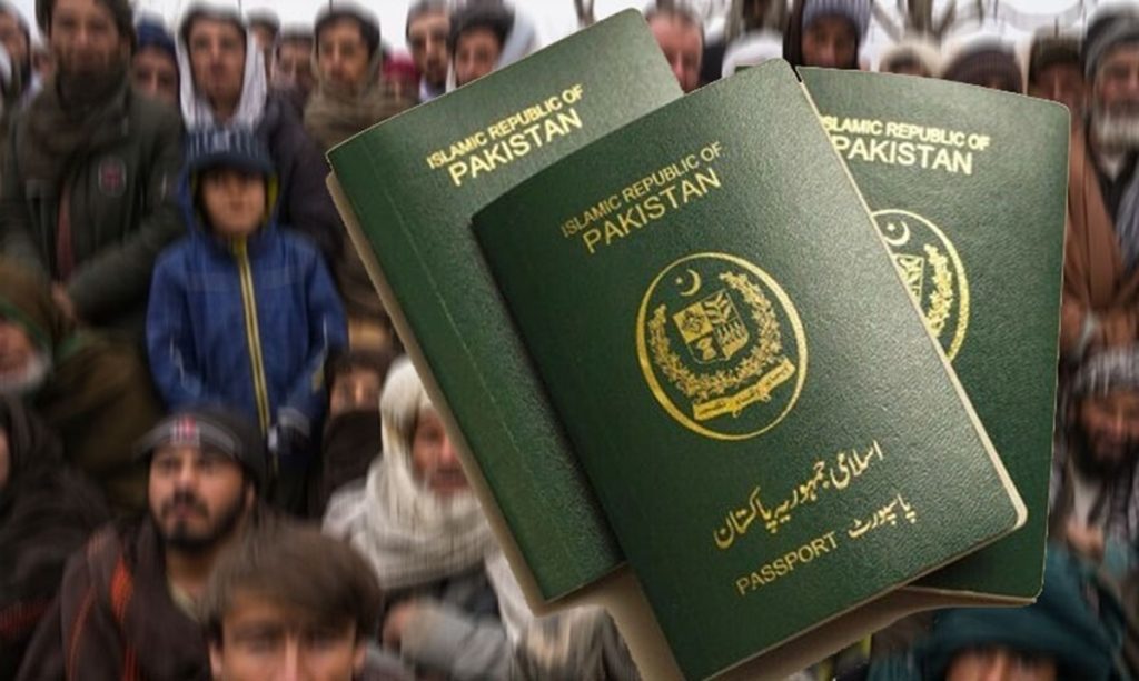 सऊदी अरब में पाकिस्तानी पासपोर्ट के साथ पकडे गए 12000 अफगान नागरिक; ऐसी भी क्या मज़बूरी !