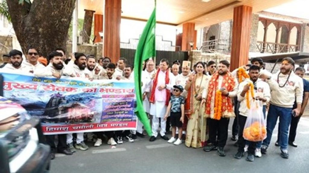 चारधाम यात्रा से पहले ‘मुख्य सेवक भंडारा’ के सेवादारों की टीम को किया रवाना!