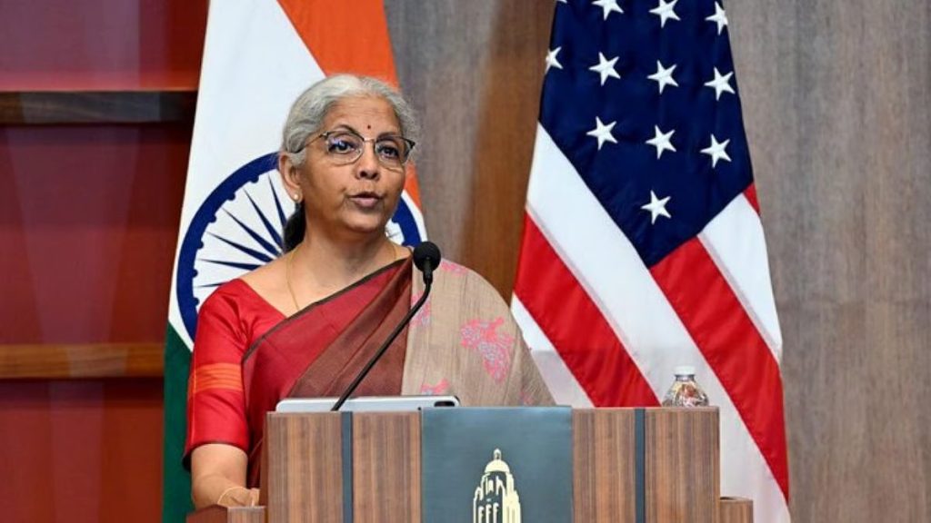 विदेश यात्रा बीच में छोड़कर लौटीं वित्तमंत्री निर्मला सीतारमण, पहलगाम हमले पर जताई संवेदना !