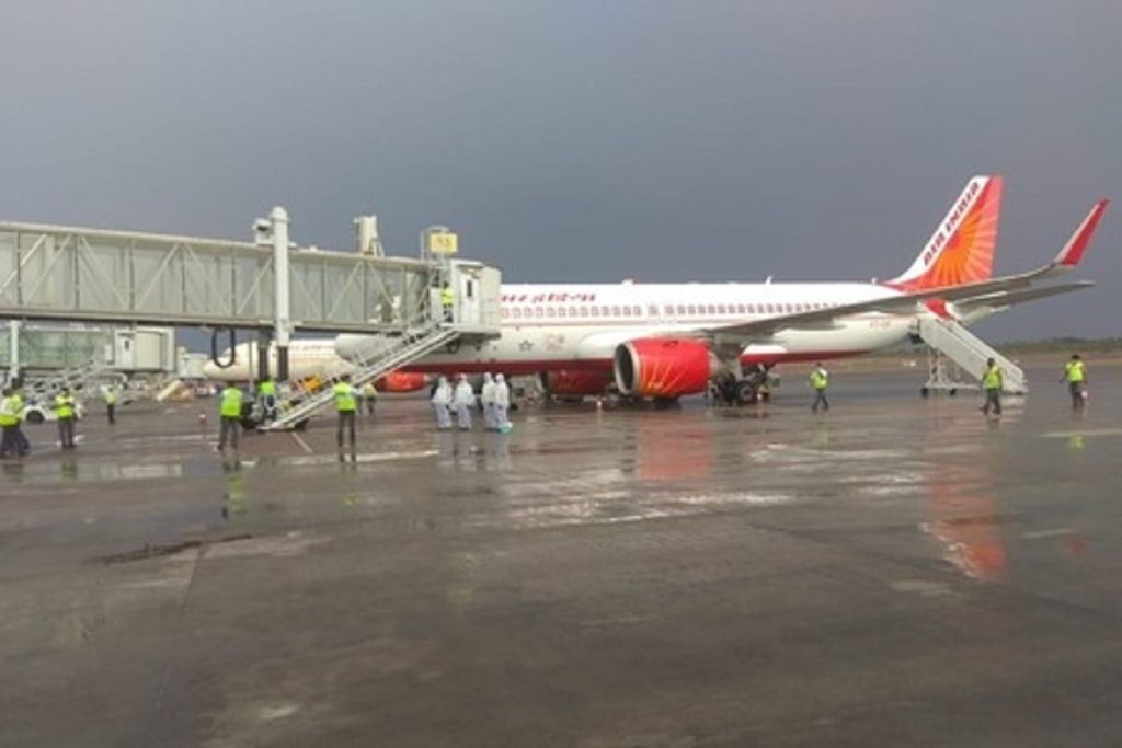 ‘ऑपरेशन सिंदूर’: 430 उड़ानें हुईं रद्द, 10 मई तक बंद रहेंगे 27 एयरपोर्ट्स!