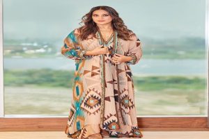 Bipasha-shared-a-picture-of-Sofia-Qureshi-and-Vyomika-Singh-and-said-Jai-Hind