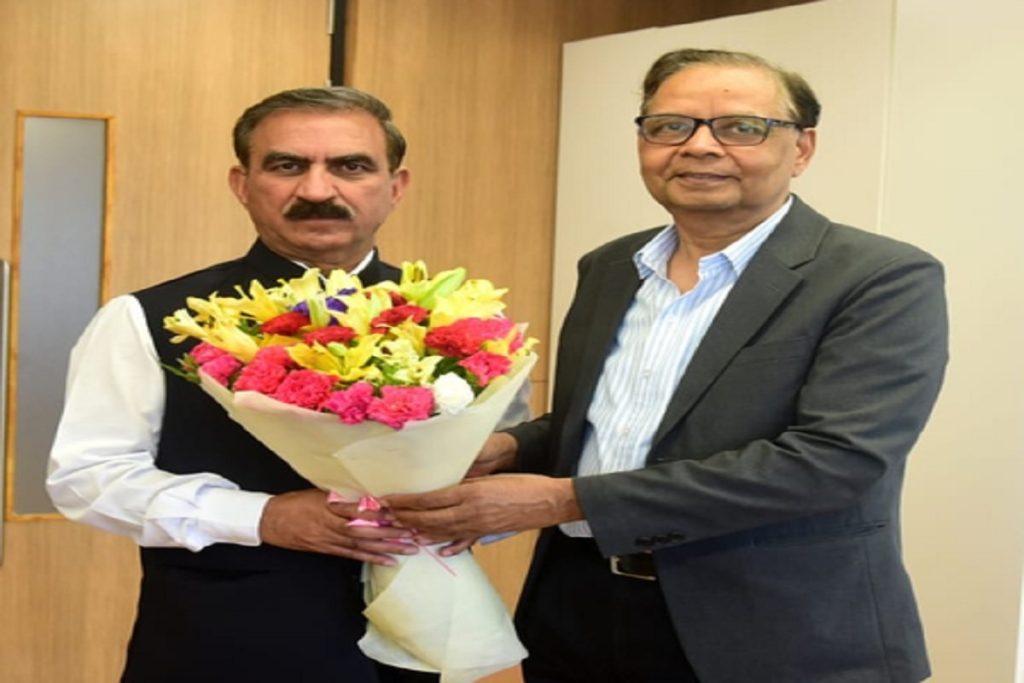 सीएम सुक्खू ने वित्त आयोग अध्यक्ष से मुलाकात कर मांगी अधिक निधि!
