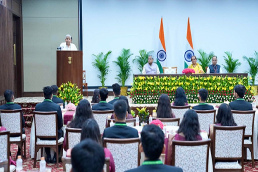 जाति आधारित गणना सामाजिक न्याय की दिशा में गेम-चेंजर कदम : उपराष्ट्रपति!