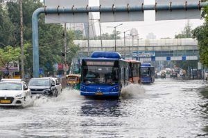 Heavy-rains-wreak-havoc-in-many-states-of-the-country-normal-life-affected