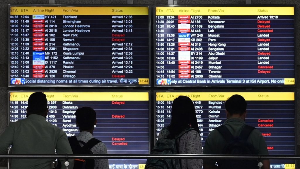 दिल्ली एयरपोर्ट ने यात्रियों के लिए जारी की एडवाइजरी: उड़ानों के समय में बदलाव संभव