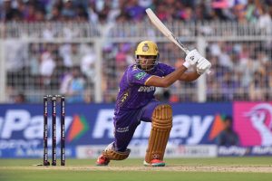 IPL-2025-Explosive-batting-by-Andre-Russell-and-Angkrish-Raghuvanshi-KKR-set-a-target-of-207-runs-for-Rajasthan