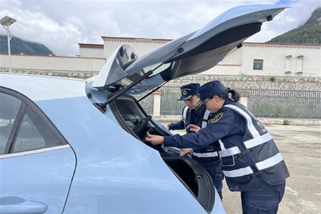 शीत्सांग बंदरगाह से 4 माह में 4,079 नवीन ऊर्जा वाहन निर्यात!