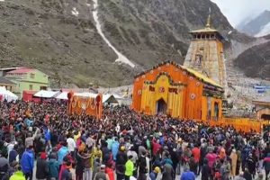More-than-30-thousand-devotees-visited-Kedarnath-on-the-first-day
