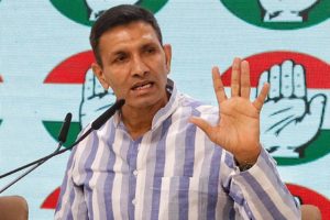 Pakistan-is-in-no-position-to-sit-and-talk-with-India-Patwari