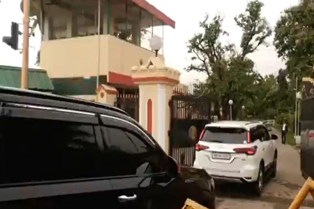 मणिपुर में सरकार गठन को लेकर सियासी हलचल हुई तेज !