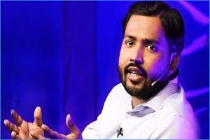 Popular-Teacher-And-Youtuber-Khan-Sir-Secretly-Marriage-Know-Who-Is-His-Wife