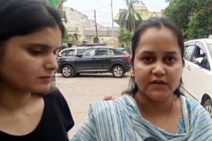 Prime-Minister-Modi-reached-Kanpur-met-the-family-of-Shubham-Dwivedi-who-was-killed-in-the-terrorist-attack-in-Pahalgam