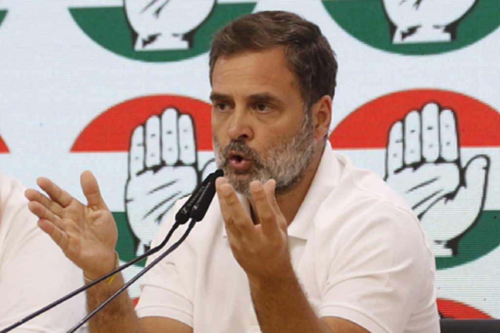 राहुल गांधी ने पीएम को लिखा पत्र, पाक गोलाबारी पीड़ितों हेतु राहत मांगी!