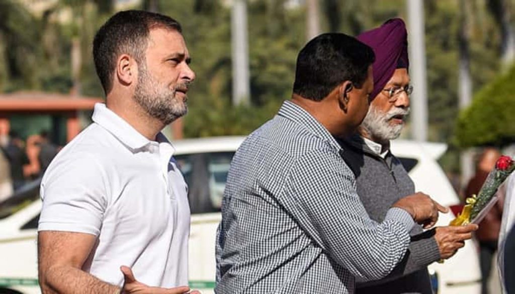 राहुल गांधी के खिलाफ कोर्ट ने जारी किया गैर-जमानती वारंट!