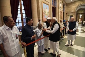 Saddened-by-the-demise-of-Padma-Shri-Yoga-Guru-Shivanand-Baba-his-demise-is-an-irreparable-loss-PM-Modi