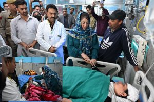 This-pain-is-unbearable-our-effort-will-be-to-end-the-war-Mehbooba-Mufti
