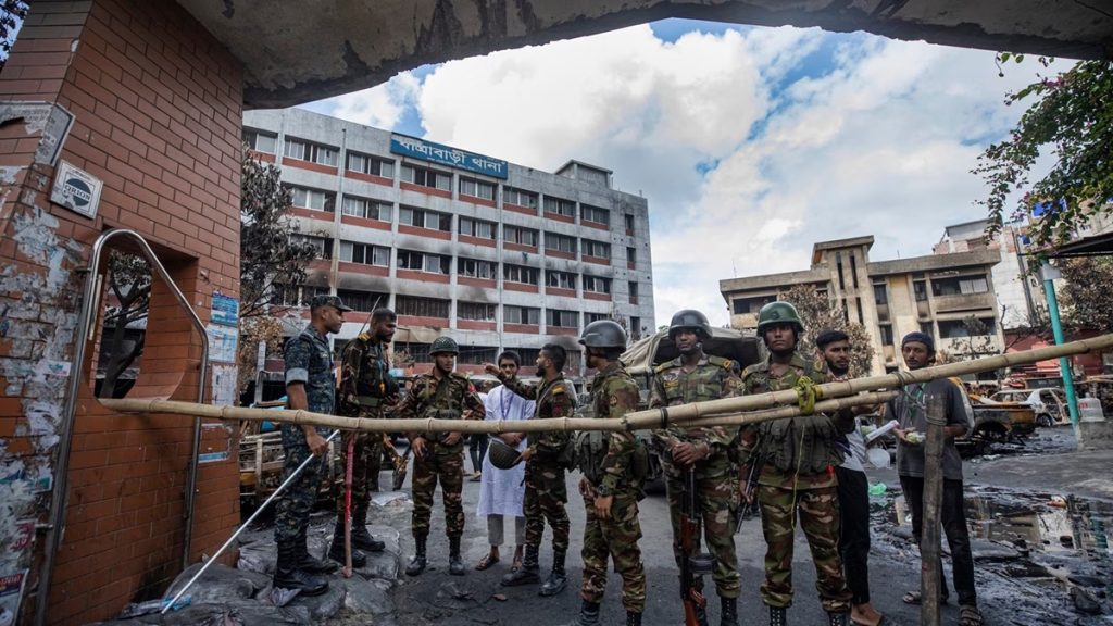 बांग्लादेश के पूर्व सैन्य अधिकारी का, भारत के खिलाफ युद्धोन्मादी बयान