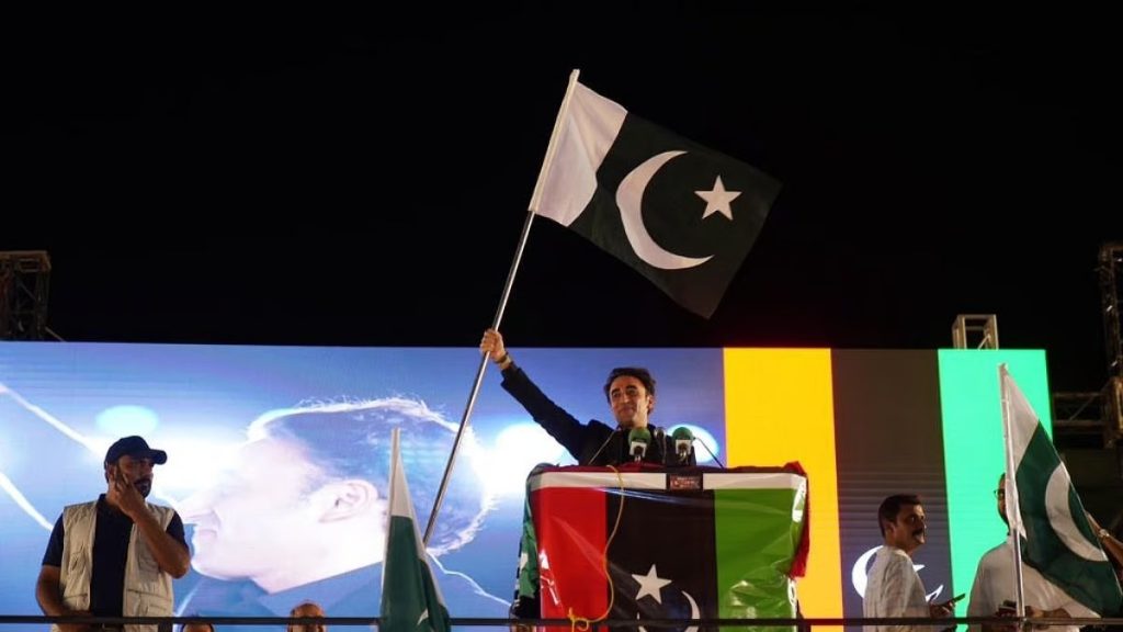 आतंकवाद पर पाकिस्तान की स्वीकारोक्ति: भुट्टो और ख्वाजा आसिफ के बयानों ने खोली ऐतिहासिक परतें!