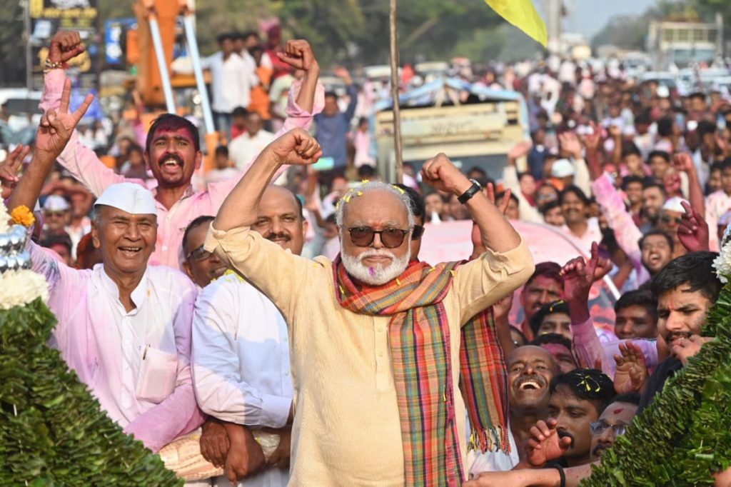  छगन भुजबल महाराष्ट्र सरकार में नए मंत्री, मंगलवार को शपथग्रहण