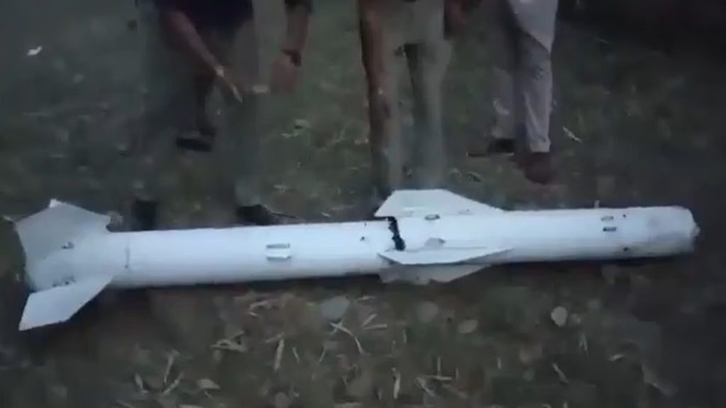 जिंदा हालत में बरामद हुआ चीनी बनावटी का मिसाइल, पाकिस्तान के दागने पर हुआ फुस्स !