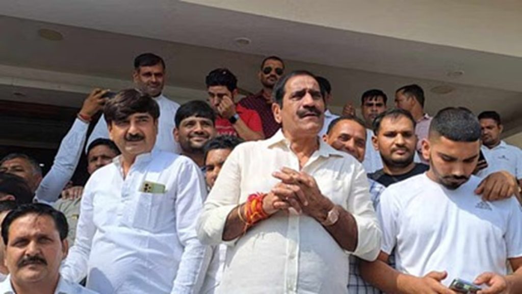 पूर्व कांग्रेस विधायक धरम सिंह छोकर ₹1,500 करोड़ के मनी लॉन्ड्रिंग मामले में गिरफ्तार!