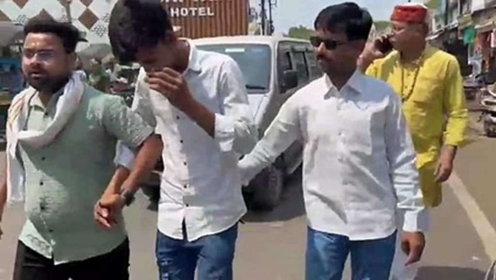 दमोह में ‘शिव शर्मा’ बनकर हिंदू लड़कियों को फंसाने वाला इसराइल मोहम्मद गिरफ्तार,