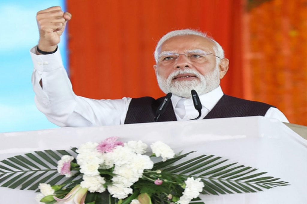 मोदी सरकार की 11वीं वर्षगांठ पर पद्म विभूषितों ने गिनाईं उपलब्धियां!