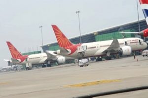Air-India-has-now-cancelled-its-Delhi-Paris-flight-too