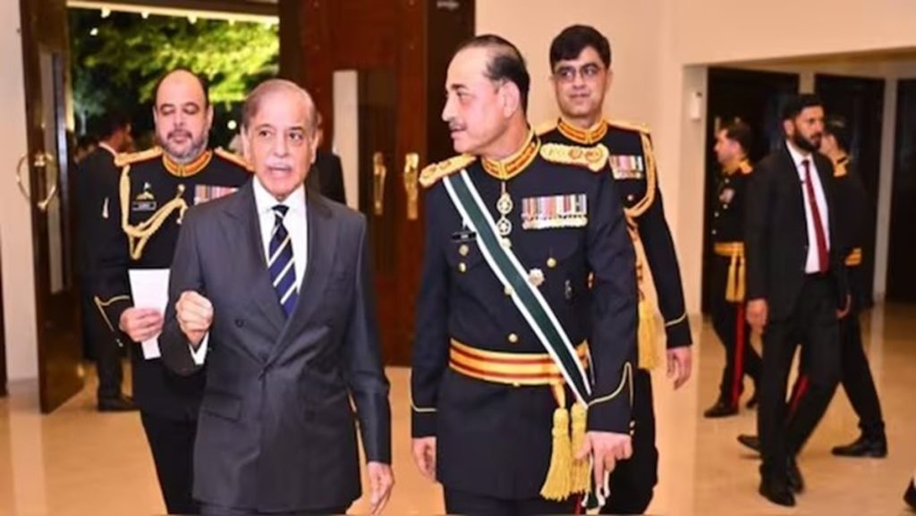 असीम मुनीर ने आतंकवाद को बताया ‘वैध संघर्ष’, फिर आलापा कश्मीर का राग !