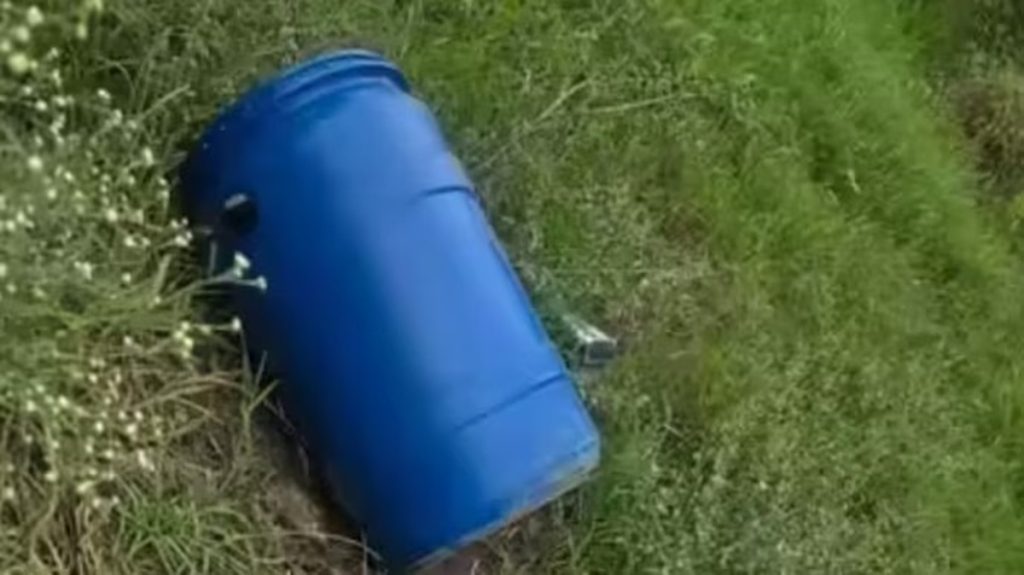 नीले ड्रम में मिली एक और लाश!