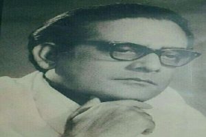 Dev-Anand-became-the-romance-king-with-Haai-Apna-Dil-To-Awara-the-magic-of-tunes