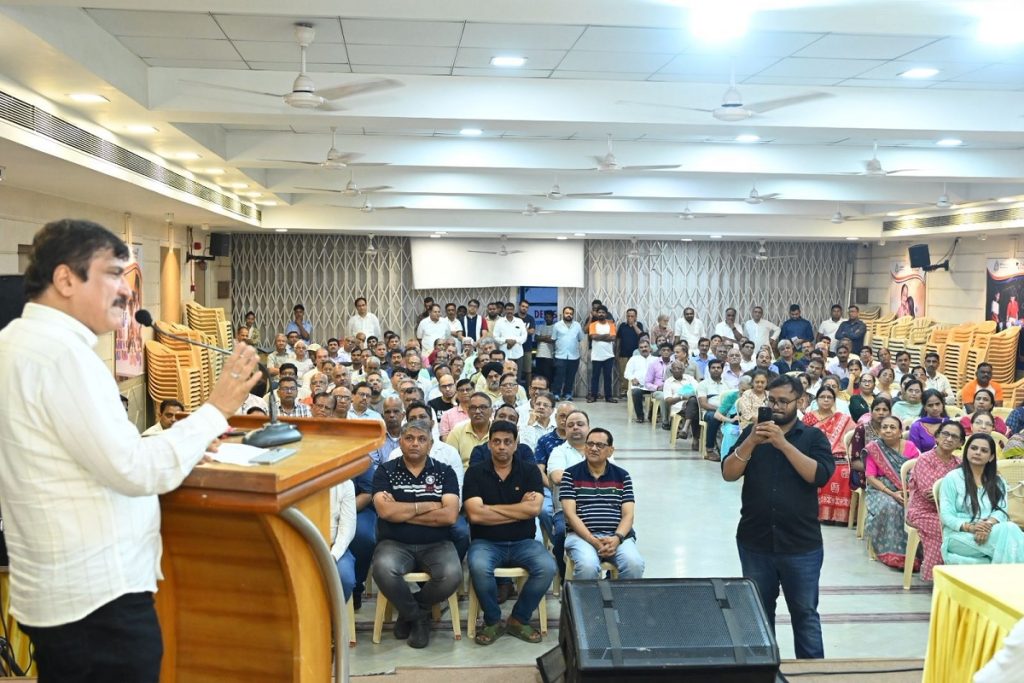 स्थानीय विकास में नागरिक भागीदारी से ही बनेगा विकसित भारत : भातखळकर!