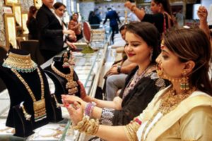 Gold-price-increased-by-about-Rs-500-silver-price-reached-Rs-1.07-lakh