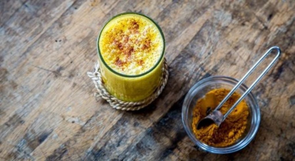 रोग प्रतिरोधक क्षमता बढ़ाने के लिए अपनाएं ये आयुर्वेदिक उपाय, बेहतर होगी नींद और स्वास्थ्य