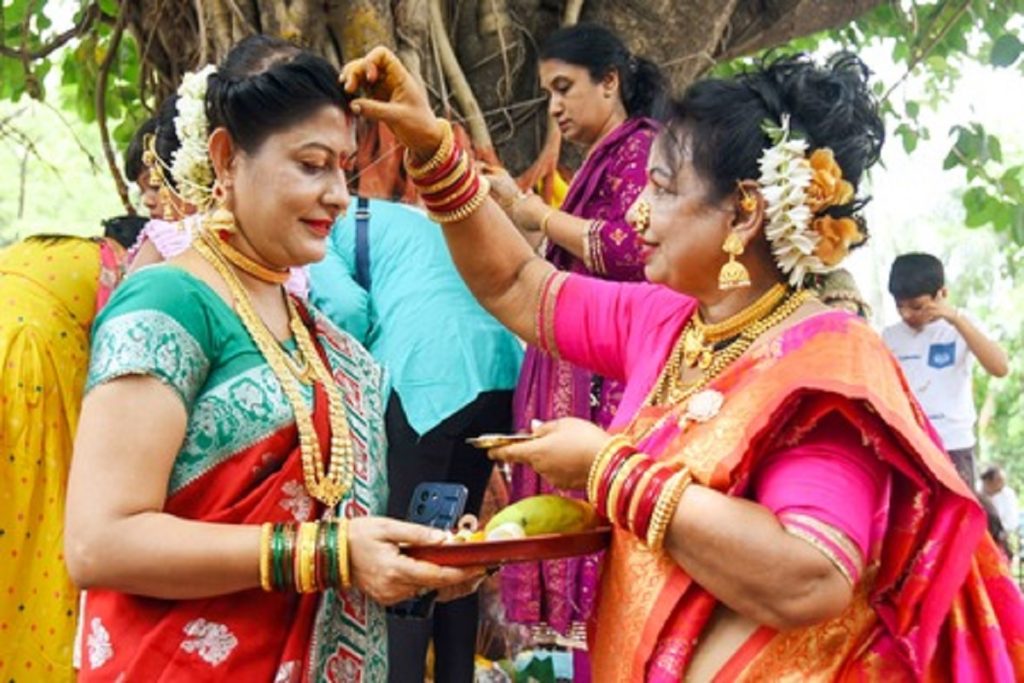 हिंदू उत्तराधिकार अधिनियम ने महिलाओं को संपत्ति में समान अधिकार दिलाए!